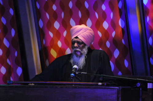 Dr.-Lonnie-Smith-Hammond-B3–3